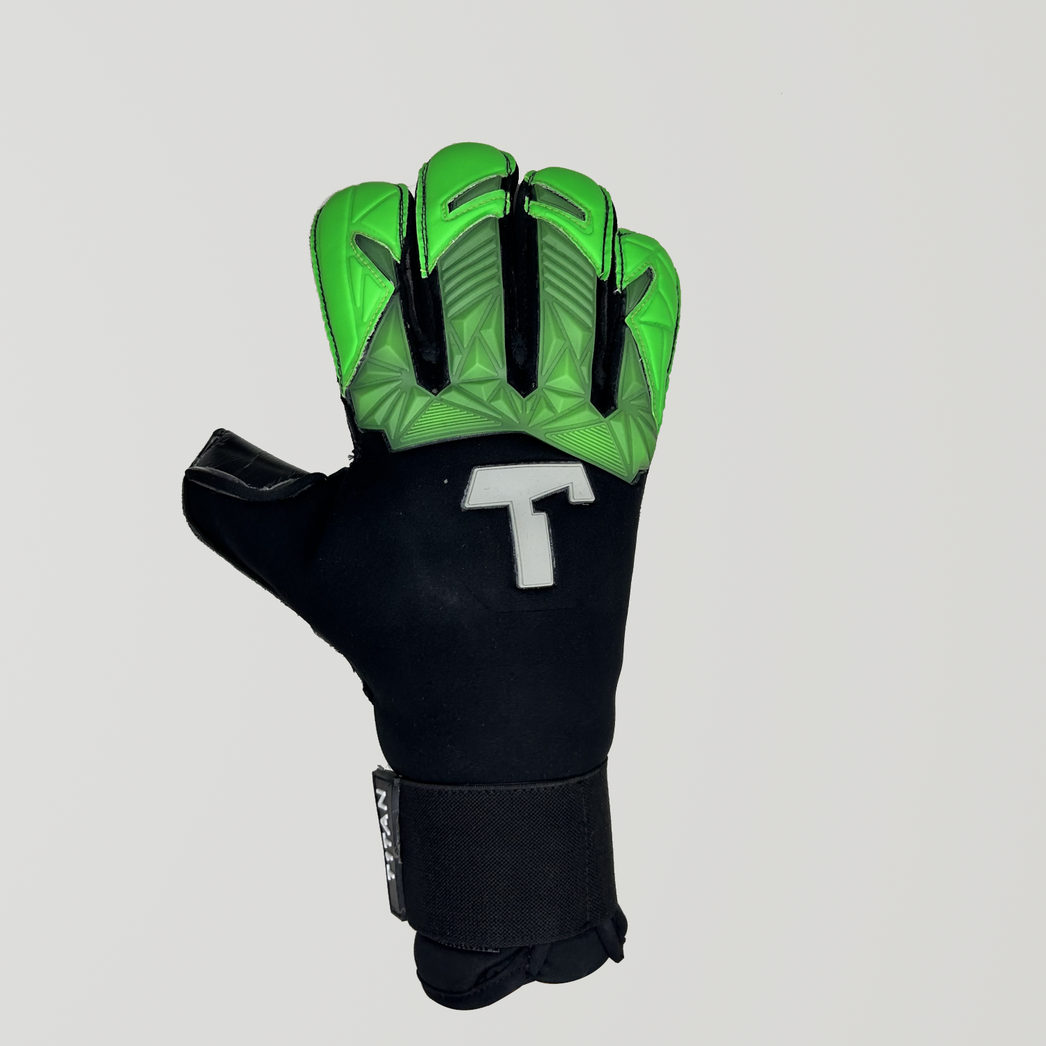 TITAN Kaleci Eldiveni (SİYAH YEŞİL)