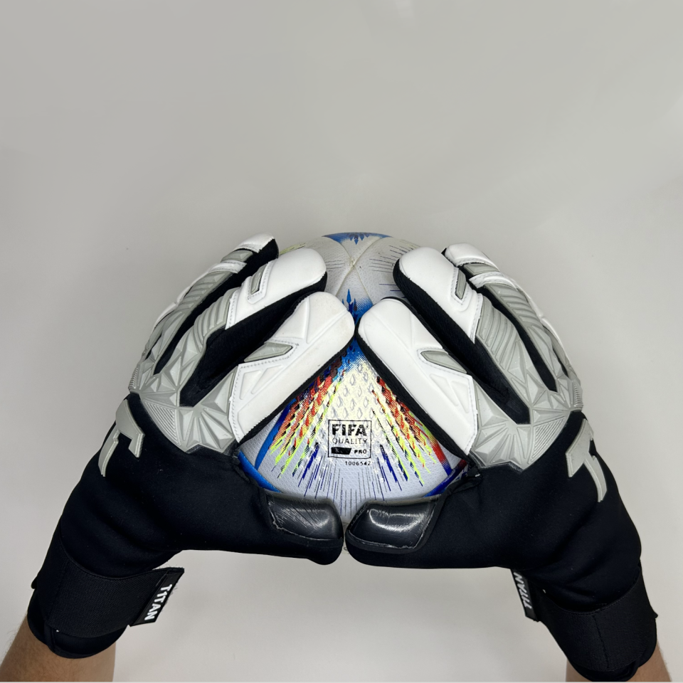 TITAN Kaleci Eldiveni (SİYAH/GRİ/BEYAZ)