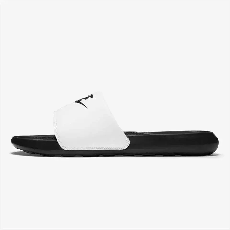 NIKE VICTORI ONE SLIDE
