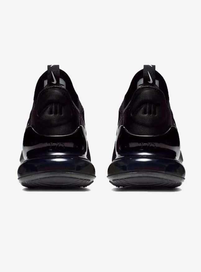 AIR MAX 270